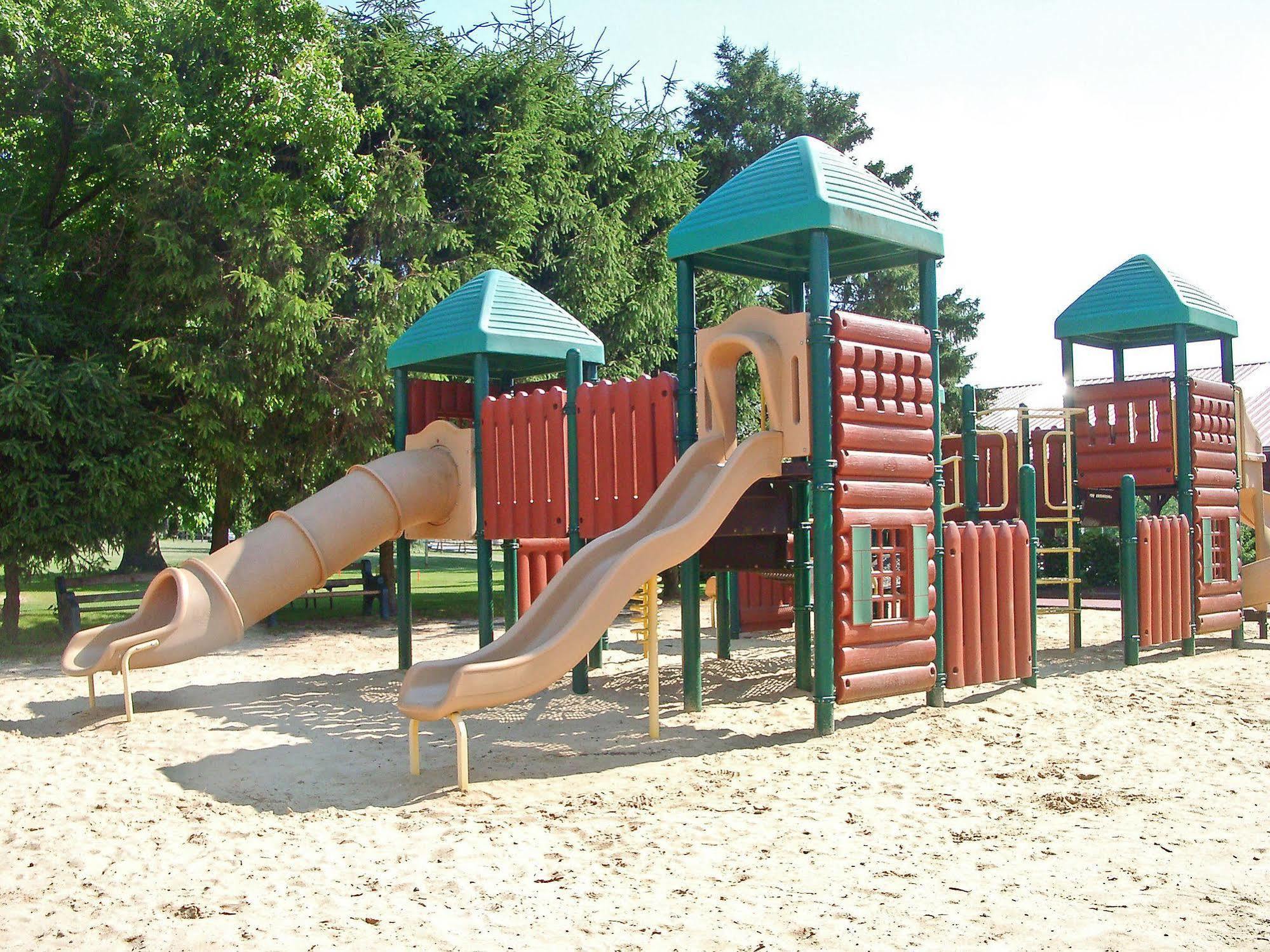 Circle M Rv & Camping Resort - Caravan Park Millersville Dış mekan fotoğraf