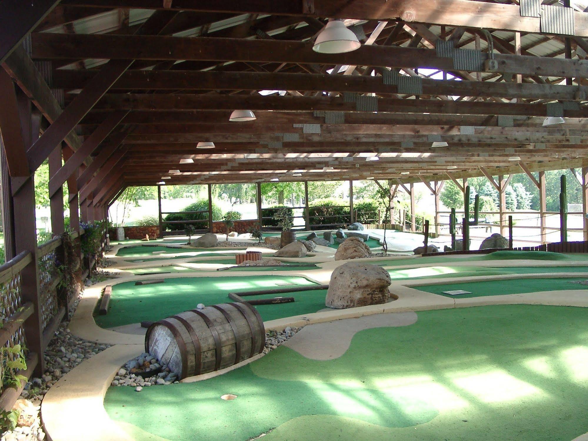 Circle M Rv & Camping Resort - Caravan Park Millersville Dış mekan fotoğraf